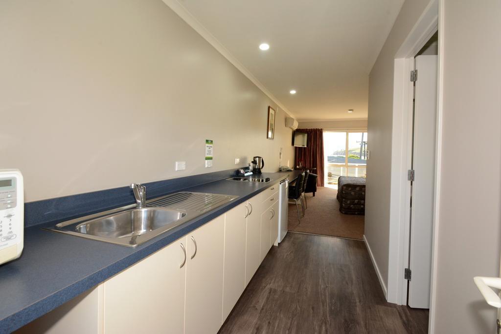Otago Peninsula Motel Портобелло Экстерьер фото