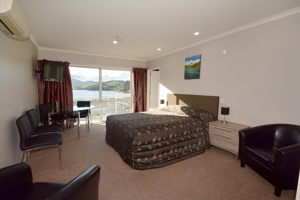 Otago Peninsula Motel Портобелло Экстерьер фото